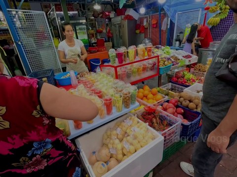 Jalan Alor Street Food in Bukit Bintang Kuala Lumpur Malaysia