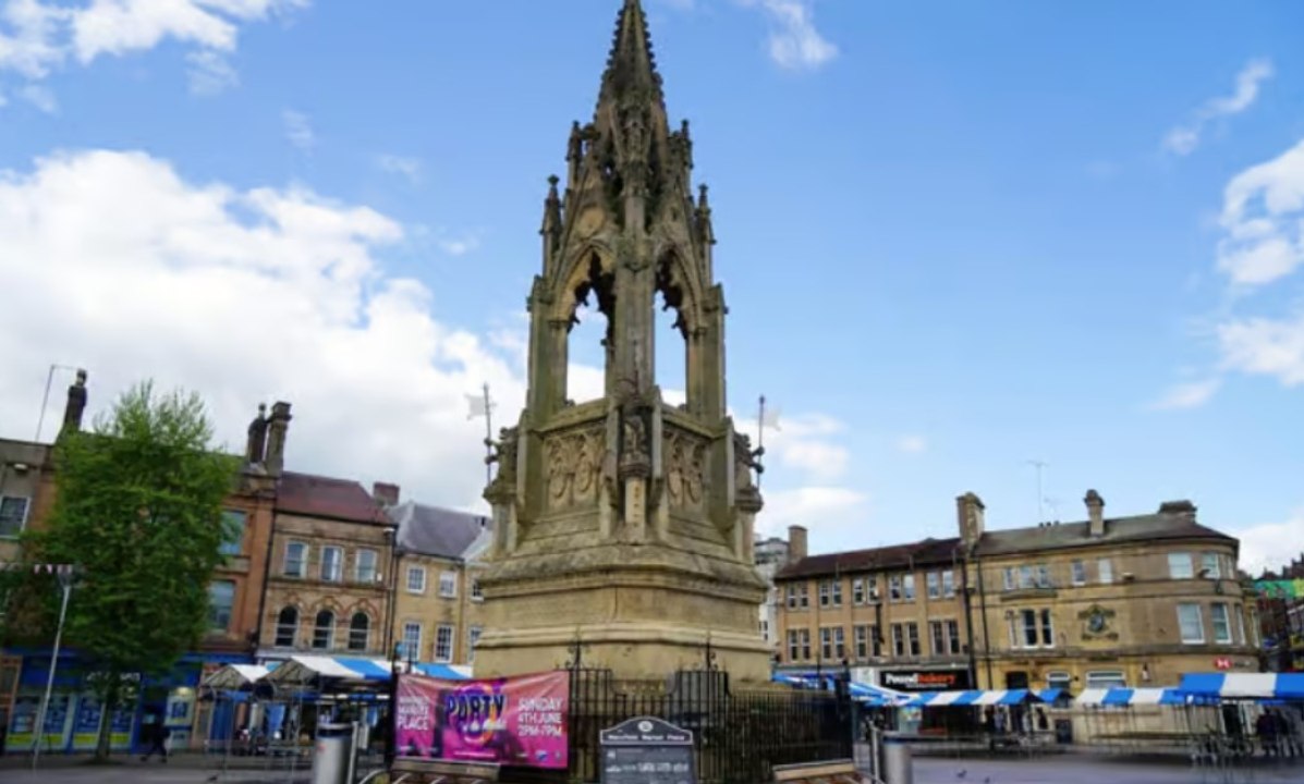Vox pop: Should Mansfield's Bentinck memorial stay or go?