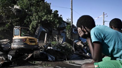 Opération « Wuambushu » à Mayotte : la destruction d’un important bidonville a commencé