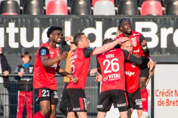 EN AVANT GUINGAMP - FC METZ (1 - 1) - Résumé - (EAG - FCM)   2022-2023