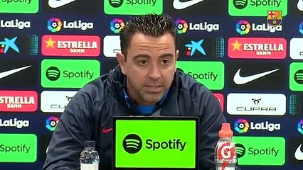 Xavi Hernández destaca la necesidad de fichar a un pivote defensivo de garantías / FCB