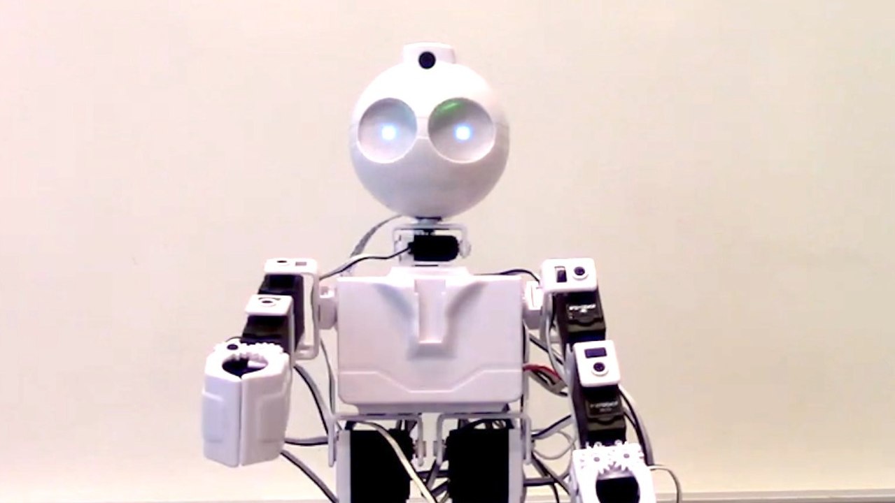 'Charismatic’ Robots Can Help Individuals Be More Creative and Efficient