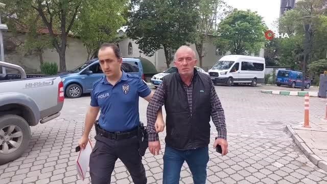 Bir kişiyi bıçakla yaralayan muhtara ev hapsi