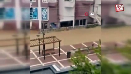 Elmadağ'da sağanak yağış sele neden oldu