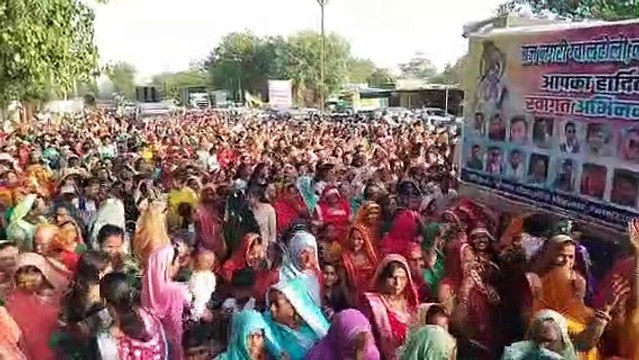 मूर्ति प्राण प्रतिष्ठा कलश रोहण के साथ निकली विशाल सामूहिक गंगा यात्रा