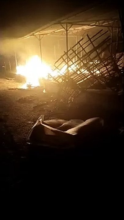 Fire broke out in the wholesale shop of vegetable market fruit trader