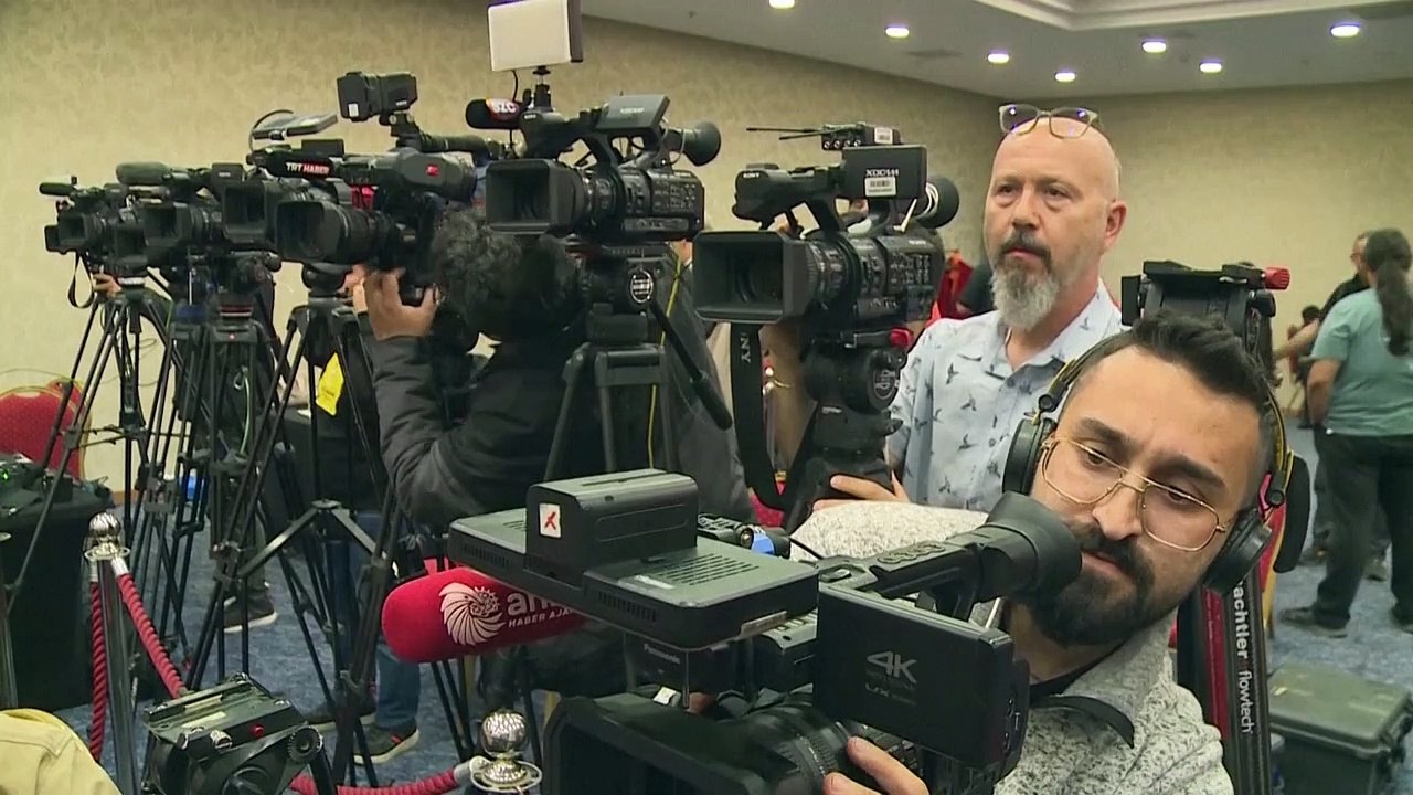 Türkei: Drittplatzierter Ogan sagt Erdogan Unterstützung für Stichwahl zu