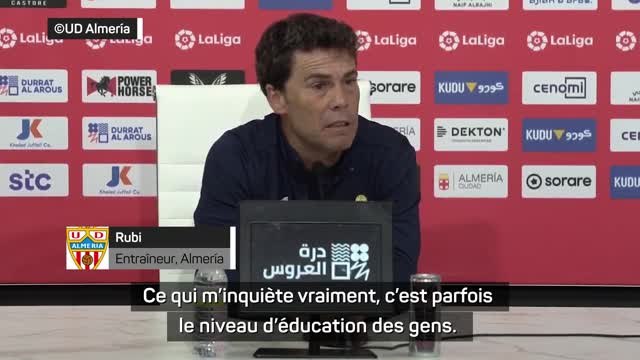Racisme - Rubi défend Vinicius face à des insultes “préhistoriques”
