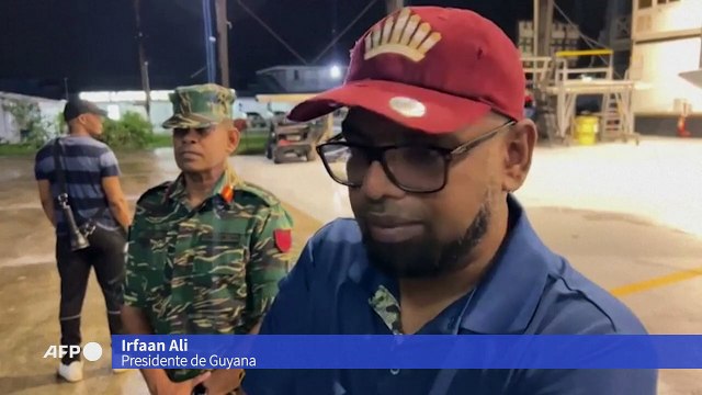 Al menos 19 jóvenes mueren en incendio en dormitorio de escuela de Guyana