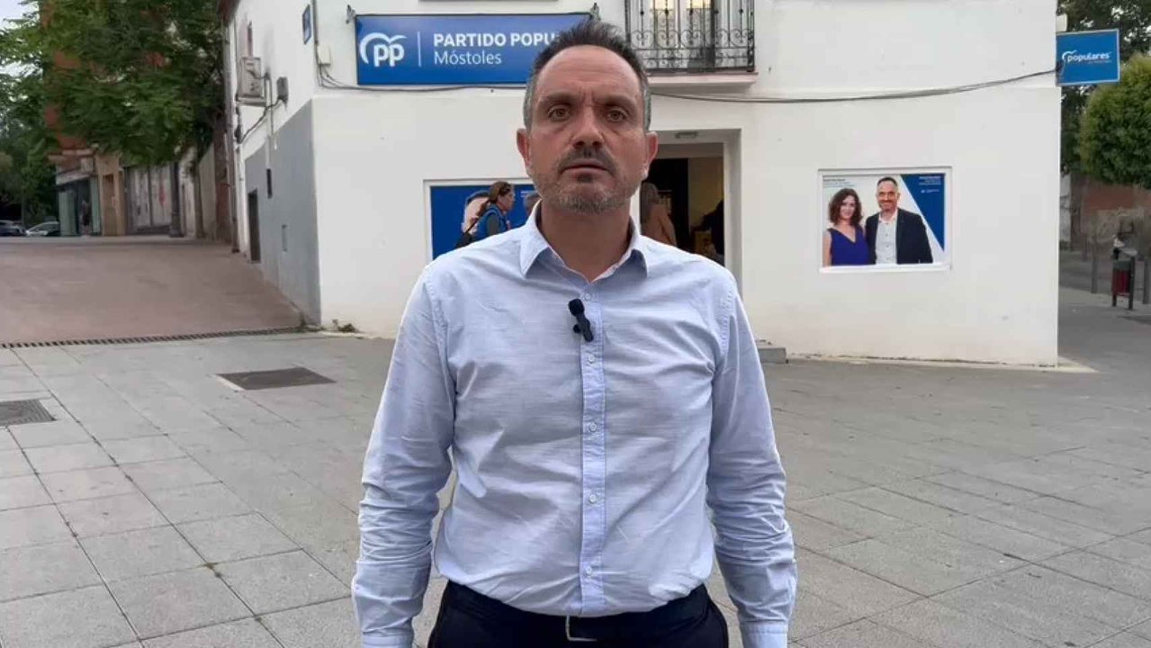 Manuel Bautista Candidato Por El Pp A La Alcaldía De Móstoles Critica