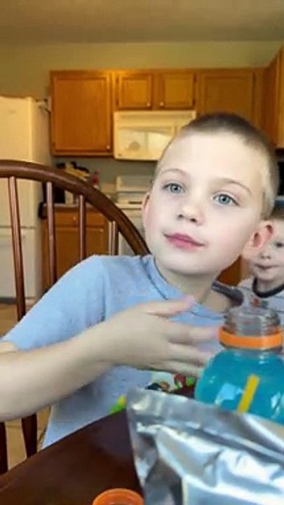 Second Sibling Lip Syncs Auntie