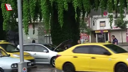 Adana’da sabah saatlerinde etkili olan sağanak her yeri su altında bıraktı