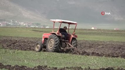 Ardahan'da buğday ve arpa ekimi başladı