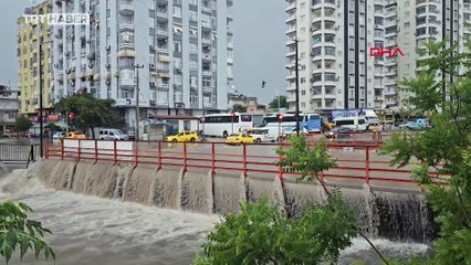 Adana'da sağanak ve dolu etkili oldu: Yollar göle döndü