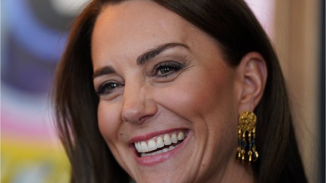 VOICI : Kate Middleton : cette règle du protocole qu'elle a refusé de transgresser pour des enfants