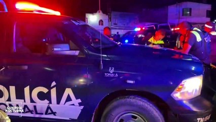 Joven murió tras impactar su motocicleta contra una camioneta en Tonalá