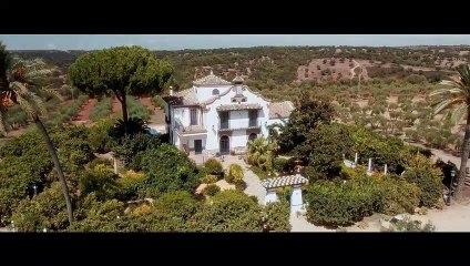 Tin & Tina Bande-annonce VO