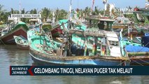 Nelayan Puger Tak Melaut Karena Gelombang Tinggi Laut Selatan