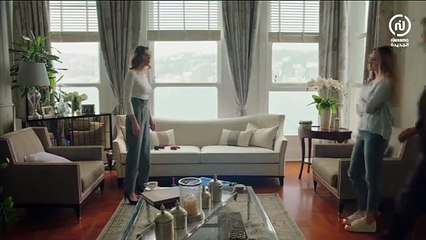 Laabet Lakdar - سوار _ _ عندي الحق نعيش حياتي كيف ما نحب مانيش صغيرة_