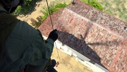 Emilia-Romagna, in volo sulle aree alluvionate: le operazioni di soccorso riprese dall'elicottero
