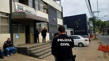 Policiais prendem homem por posse de pornografia infantil