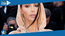 Nabilla stylée à Cannes dans un robe dos nu à capuche : la star fait sensation sur le tapis rouge en