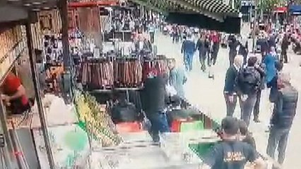 Zeytinburnu’nda kafede silahlı saldırı kamerada