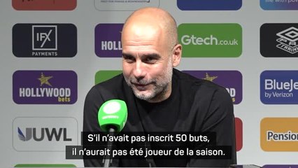 Man. City - Guardiola et le trophée de meilleur joueur de la saison de Haaland