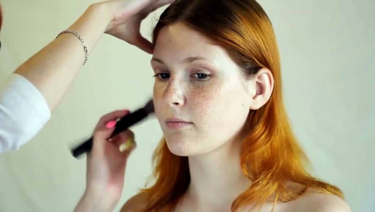 Вечерний макияж Cat eye makeup & Easy curl hair tutorial video