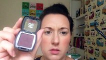 A quick and easy smoky eye using only 2 products