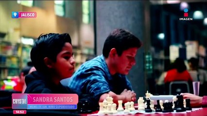 ¡Niño genio! Ian, de 13 años,  está por graduarse como químico farmacéutico biólogo