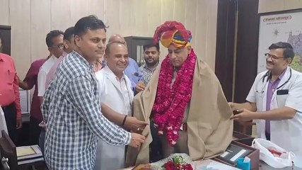 धौलपुर:रंगदारी मामले के खुलासे के बाद चिकित्सकों ने किया ये काम,देखें आप भी