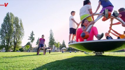 How to Find the Perfect Balance of Screen Time During the Summer