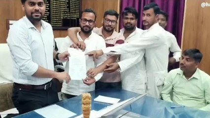 रामपुर: चरमराई विद्धुत व्यवस्था के खिलाफ सभासदों ने खोला मोर्चा,एसडीएम को सौंपा ज्ञापन