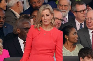 ソフィー妃の警護バイク衝突事故で重体だった女性が死亡