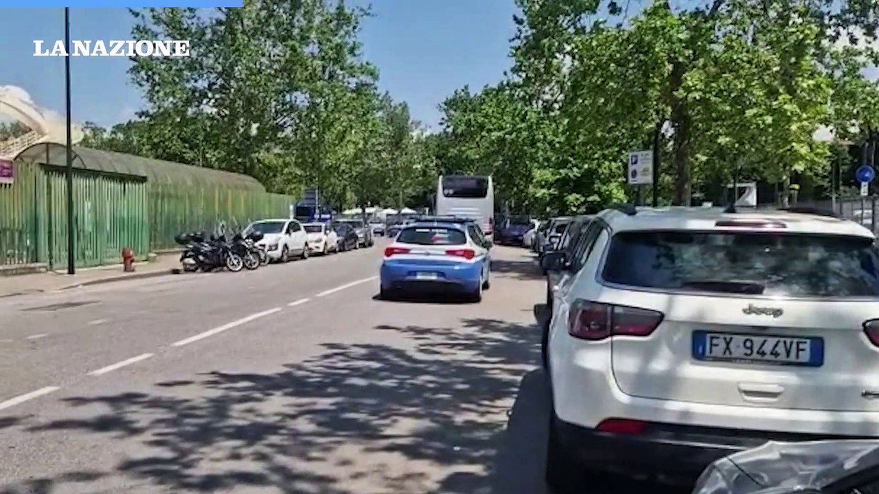 Finale Coppa Italia, la partenza dei bus da Firenze
