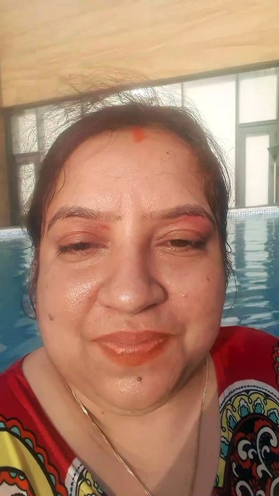 Alone in big pool