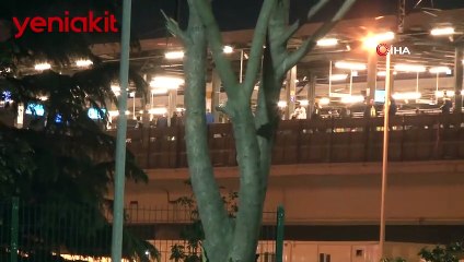 İstanbul'da Söğütlüçeşme tren istasyonunda işçi elektrik akımına kapıldı! Feci anlar kamerada