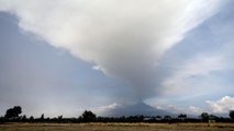 “No se han rebasado los niveles de actividad”: experto sobre la alerta del volcán Popocatépetl en México
