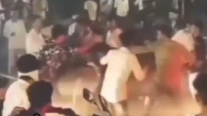 यूथ फेस्टिवल के दौरान कॉलेज बना जंग का अखाड़ा,देखें मारपीट का वायरल Video