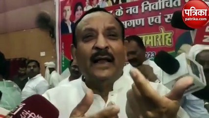 बाबा बागेश्वर धाम के हिंदू राष्ट्र पर किए गए सवाल पर मंत्री क्यों जोड़ने लगे हाथ, फिर कह दिया बड़ी बात