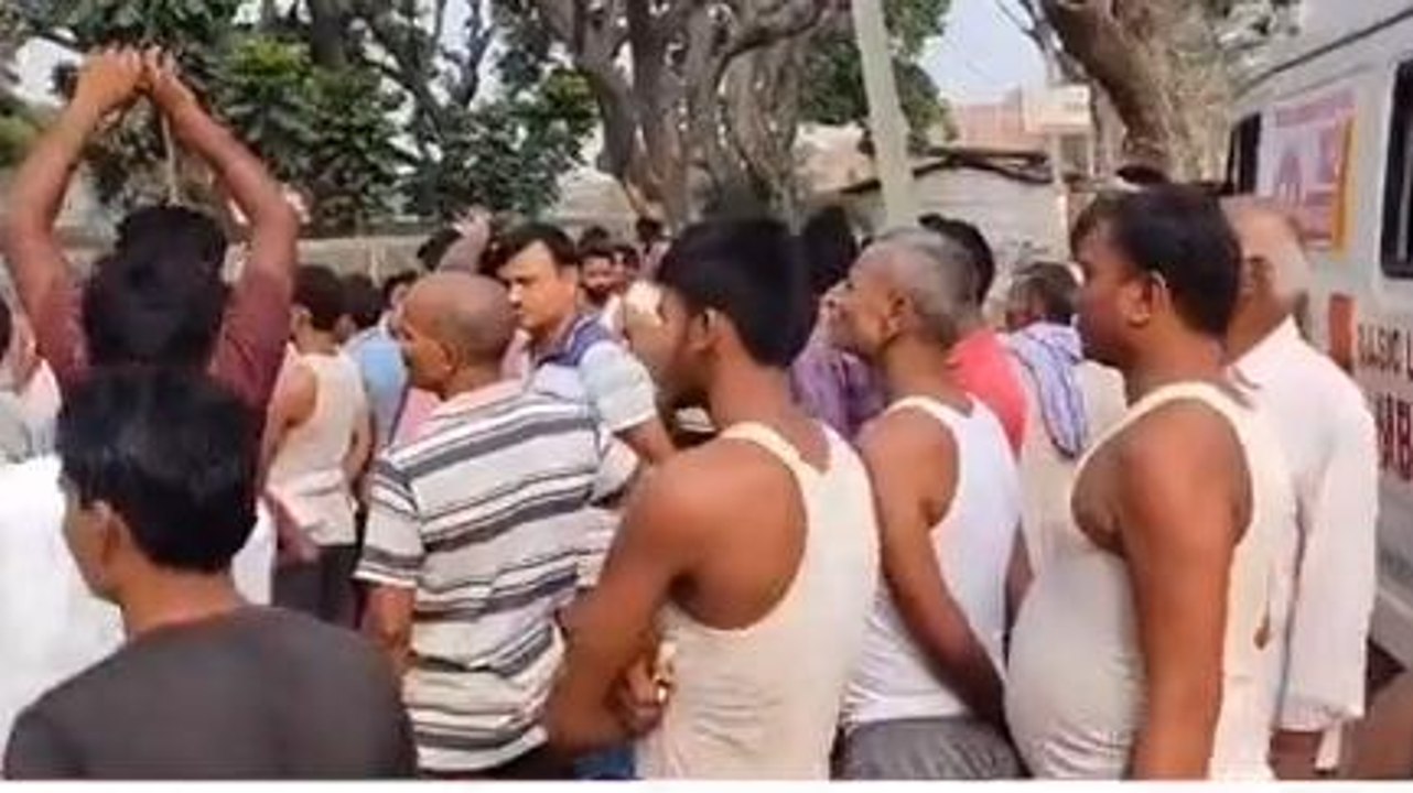 सहरसा: तेज रफ्तार बेकाबू कार घर में घुसी, वृद्ध...