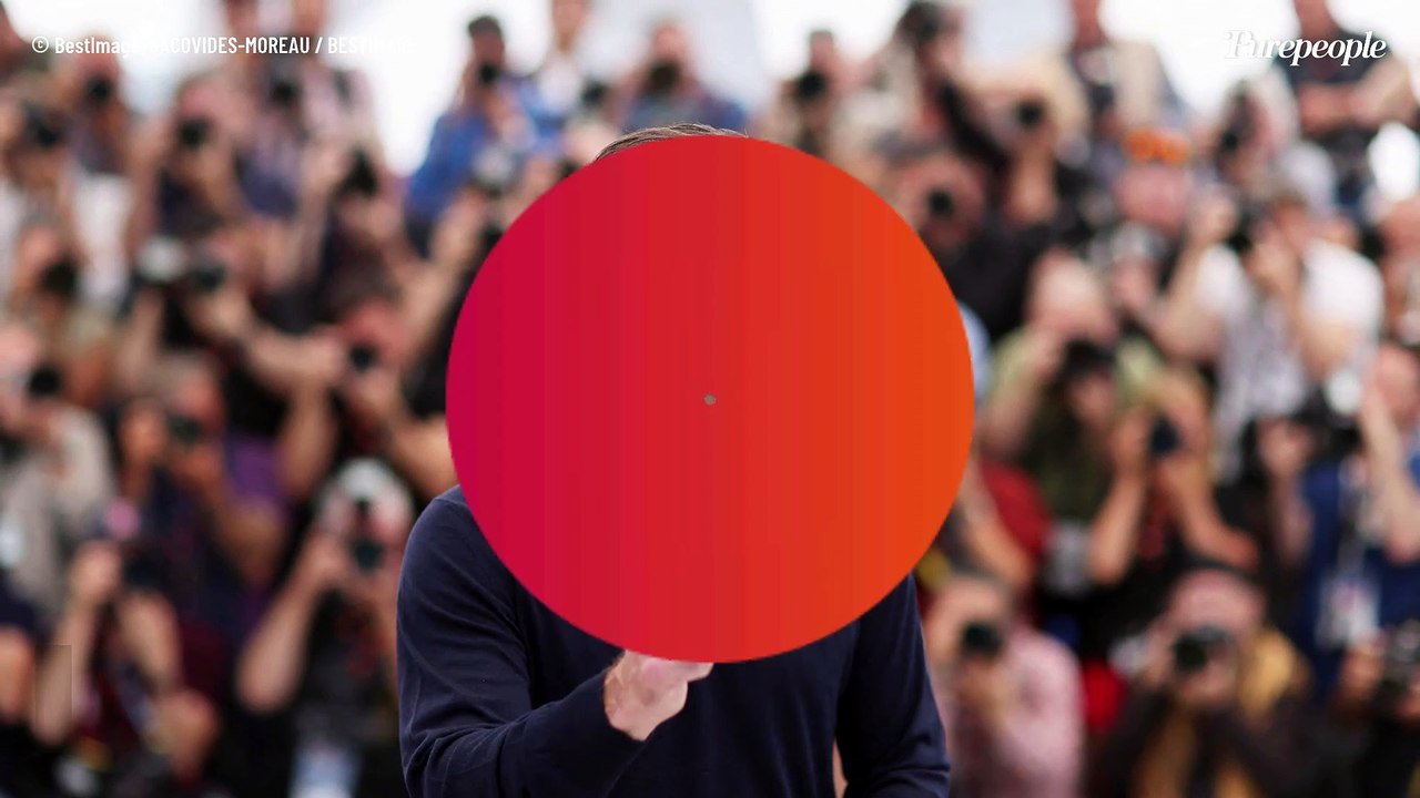 Jude Law, sa mauvaise odeur ruine un tournage... l'acteur piège ses partenaires avec des senteurs "sang" et "caca" !