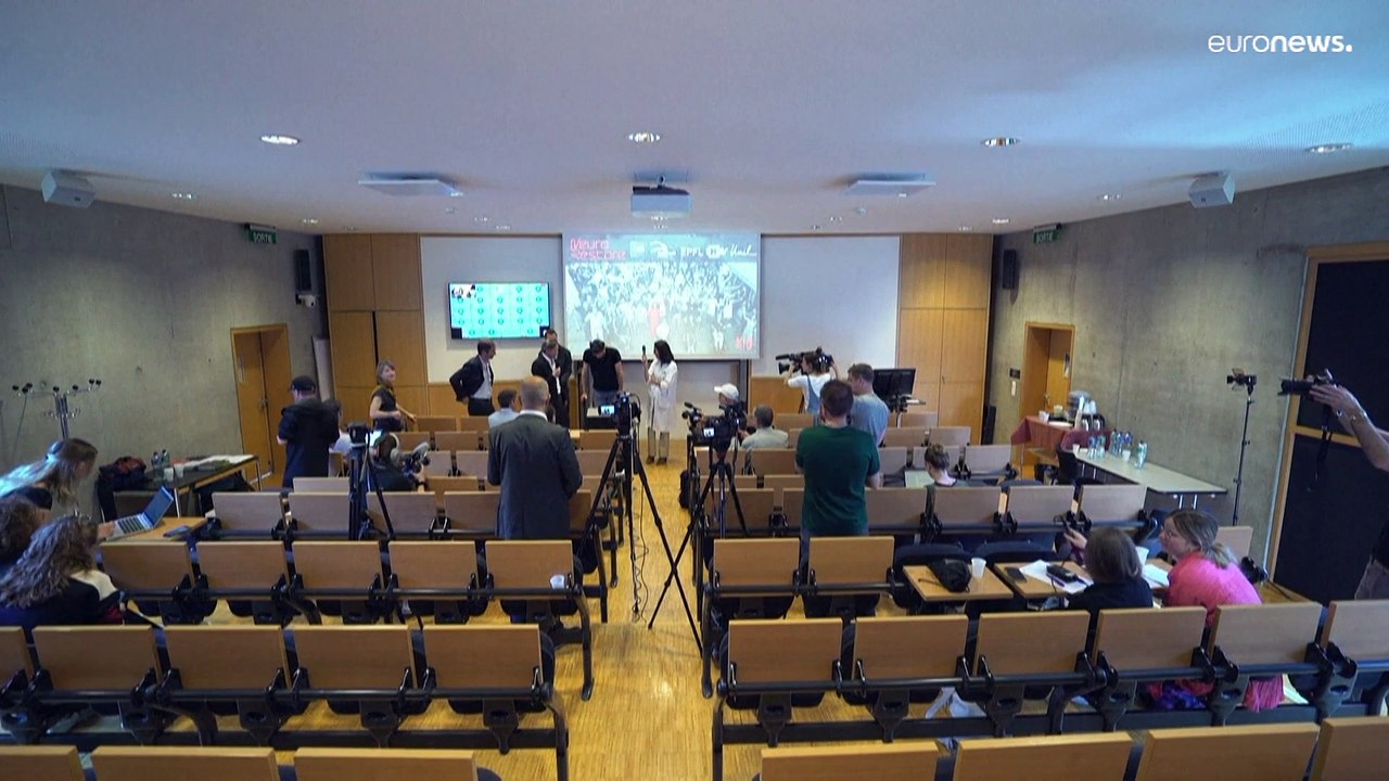 فيديو: هكذا استطاع مصاب بالشلل أن يستعيد قدرته على المشي بواسطة التفكير