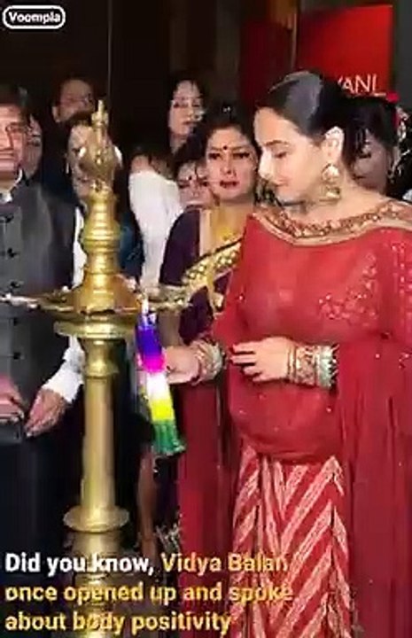 Main Dubai jaa rahi hoon show karne"✈️ says Jag Ghoomeya singer Neha Bhasin! Haath pe...