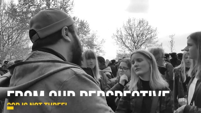 Why Should I Accept Islam_ _Sadat and Young Visitors I Speakers Corner _ Hyde Park(1080P_HD)