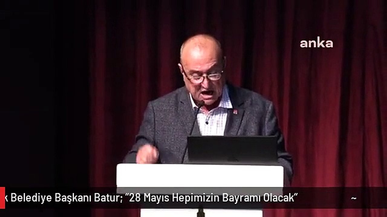 CHP Sandık Gönüllüleriyle Bir Araya Gelen Konak Belediye Başkanı Batur: "28 Mayıs Hepimizin Bayramı Olacak"
