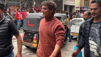 Miguel Herrán: La India te pone los pies en la tierra y te ayuda a valorar lo que tienes