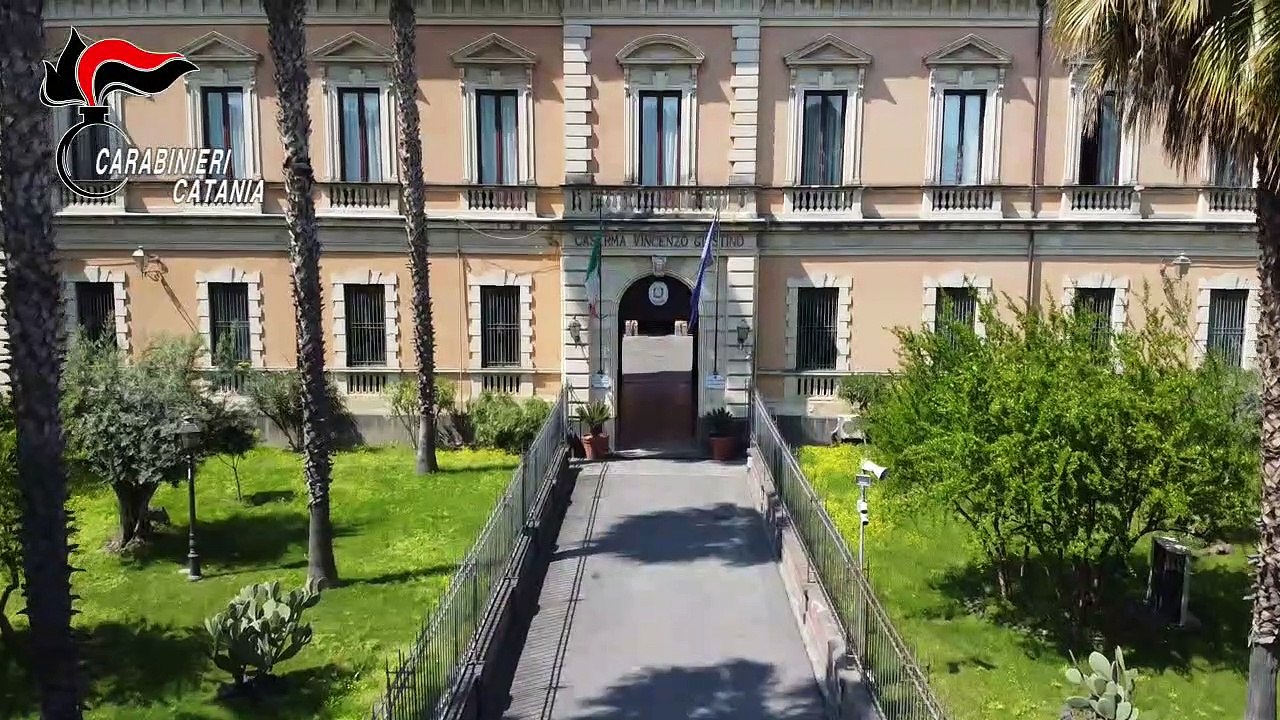 Omicidio a San Gregorio di Catania, i rilievi dei carabinieri sul posto