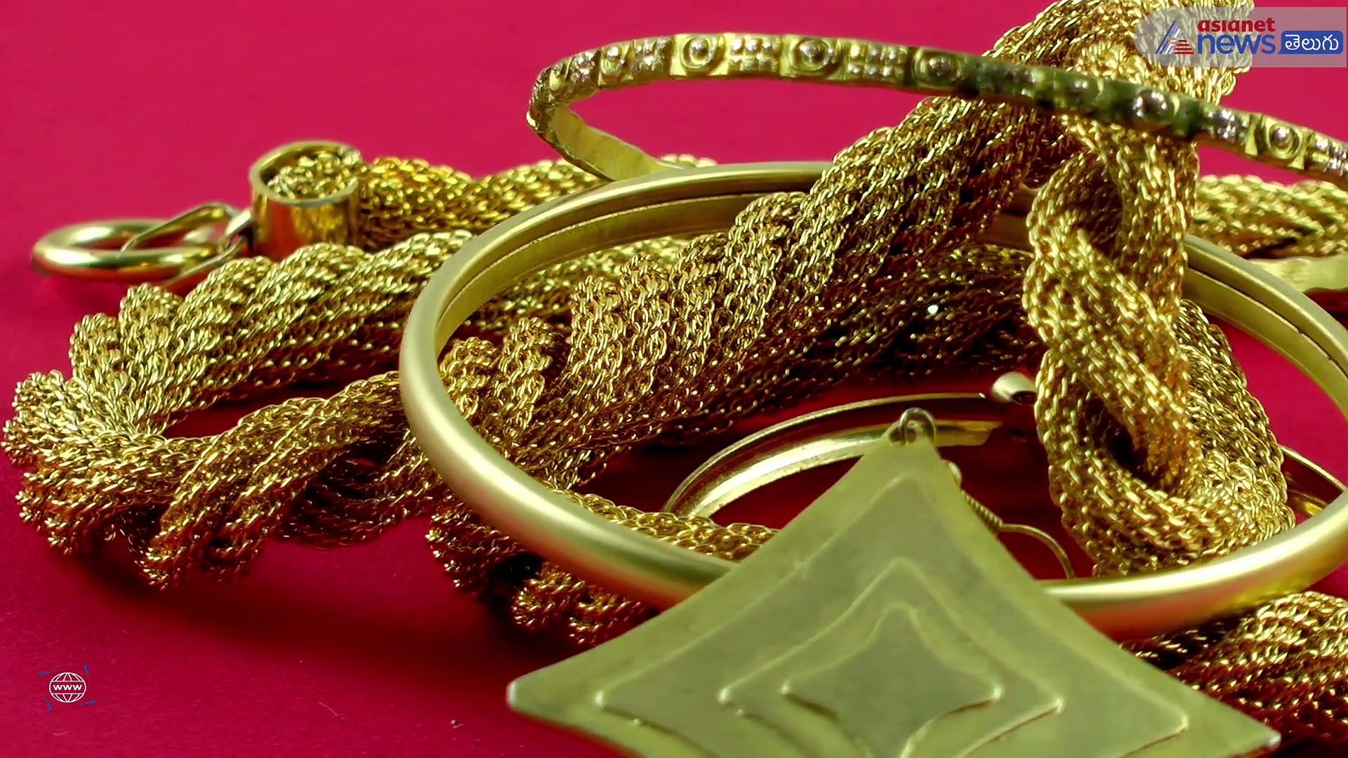 లక్ష రూపాయలకు పరుగులు తీస్తున్న పసిడి ధర... ఎలా ఇన్వెస్ట్ చేయాలి..?